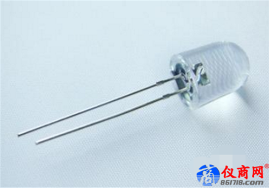 如何通過(guò)萬(wàn)用表測(cè)試LED燈的好壞？