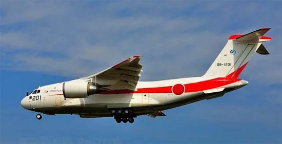 川崎重工C-2運輸機